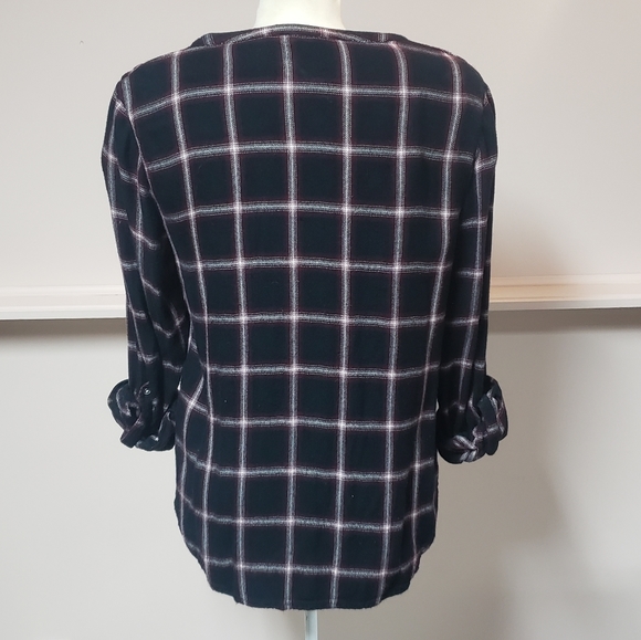 Calvin Klein shirt, size medium, black and red - Picture 3 of 5